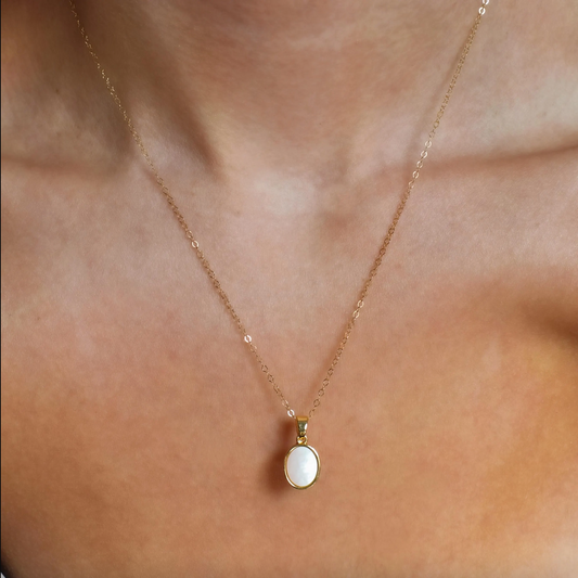 Oval Pearl Necklace