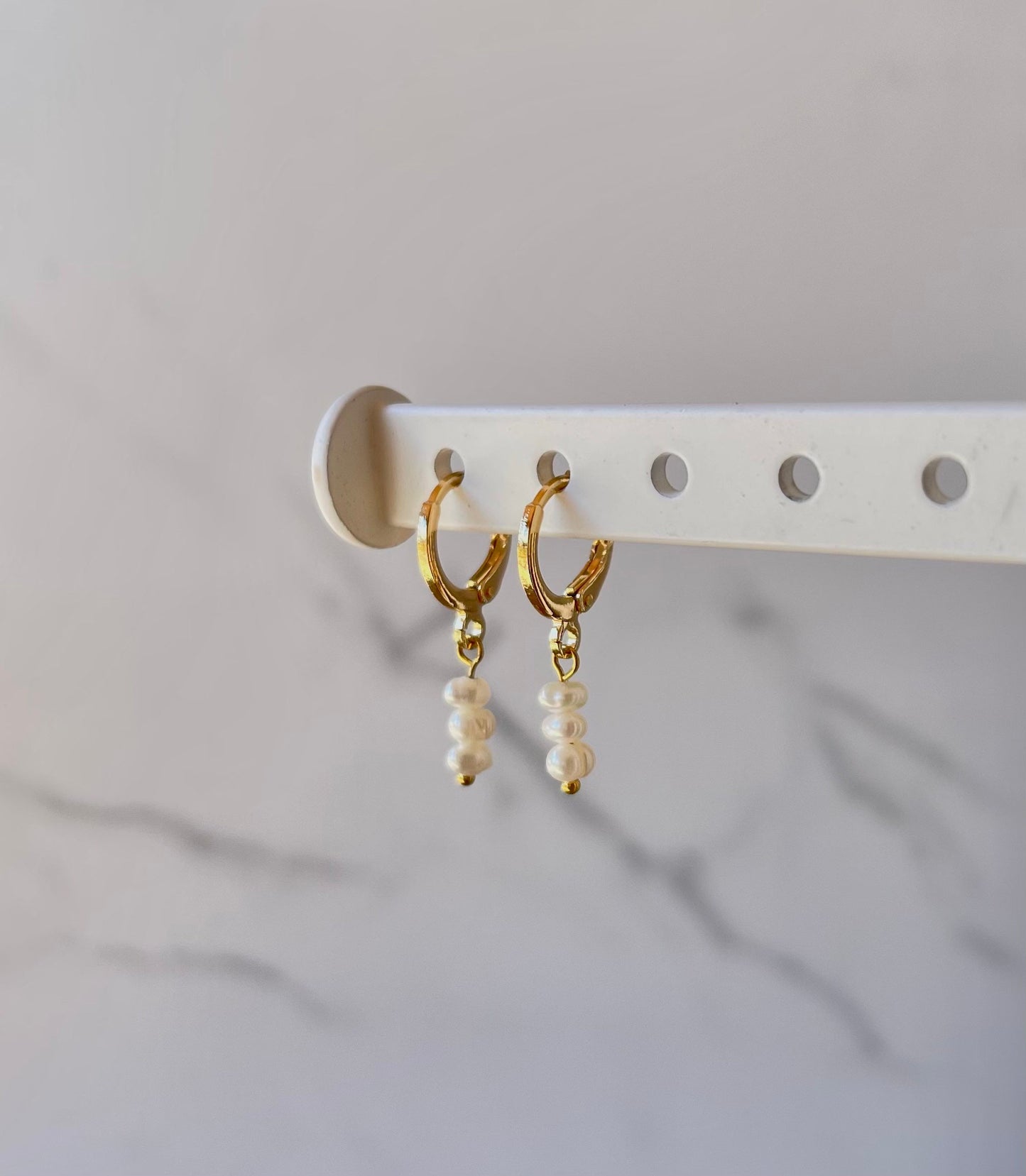 Dainty Pearl Drop Earrings